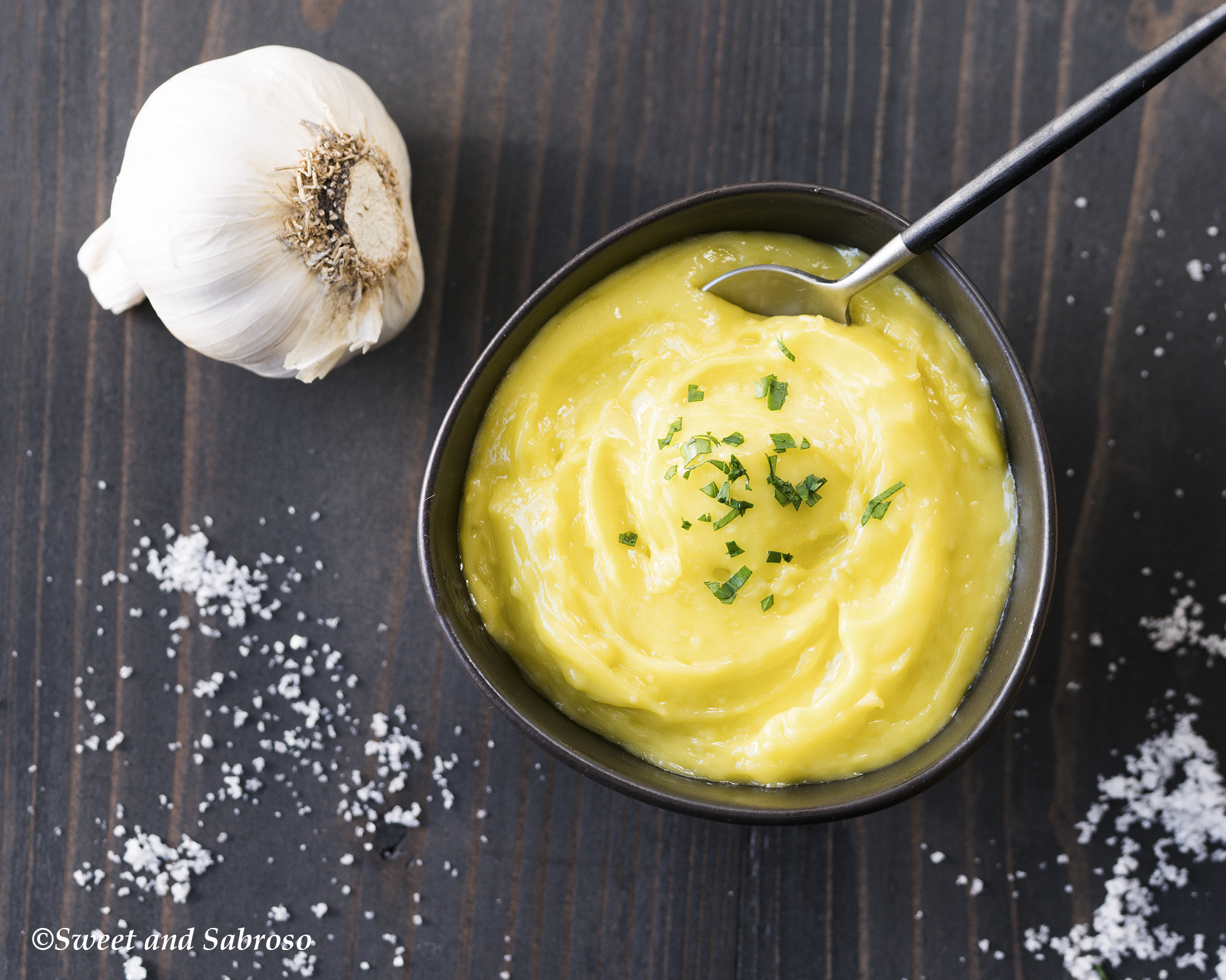 Easy Homemade Spanish Alioli, Allioli or Aioli (Olive Oil and Garlic Mayonnaise) - Overhead Photo