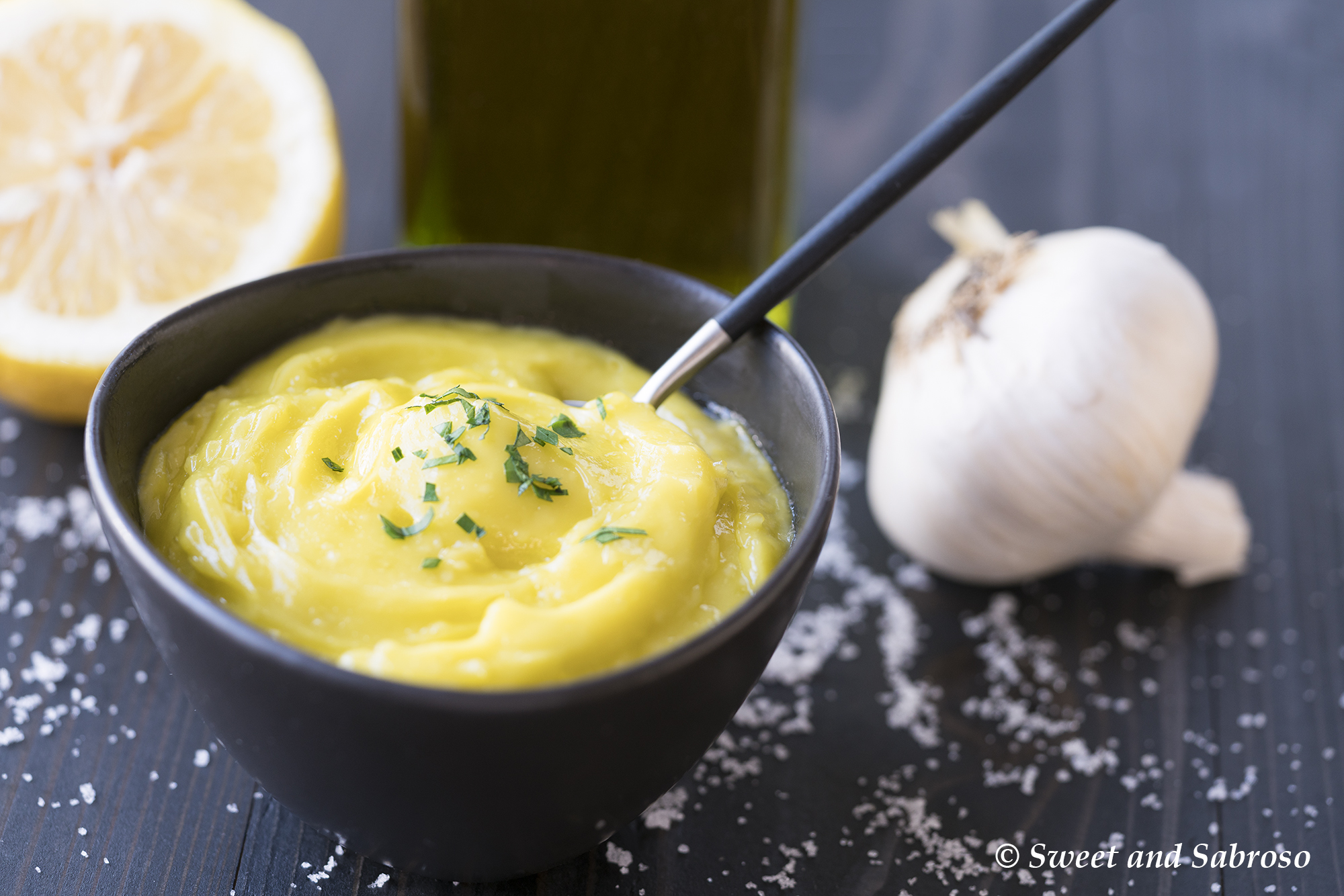 Easy Homemade Spanish Alloy, Allioli or Aioli (Olive Oil and Garlic Mayonnaise)